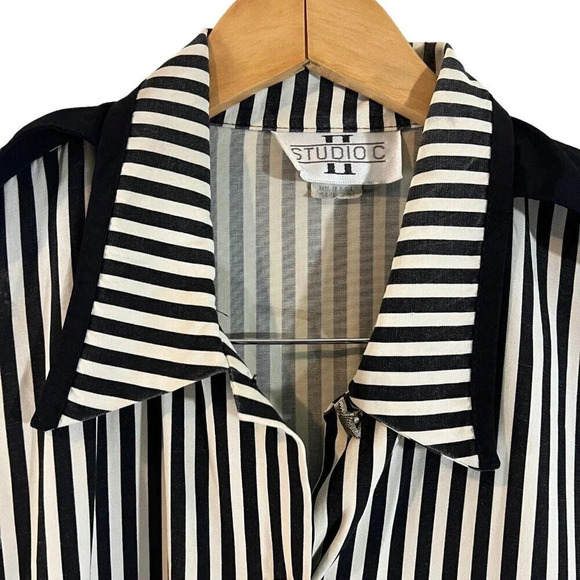 Studio C Vintage Striped Women Button Up Shirt Plus 22W Star Buttons Embroidered - Picture 3 of 9